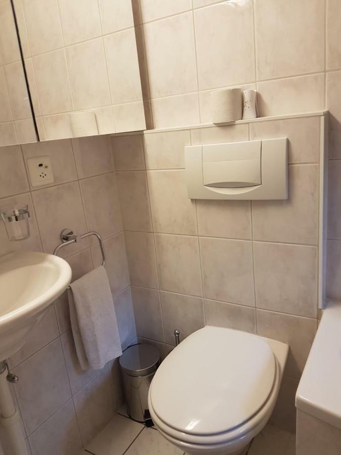 Traumhaftes Chalet Mit Seesicht Krattigen Zewnętrze zdjęcie