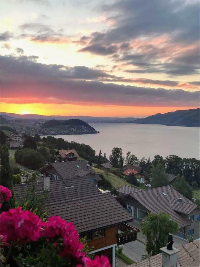Traumhaftes Chalet Mit Seesicht Krattigen Zewnętrze zdjęcie